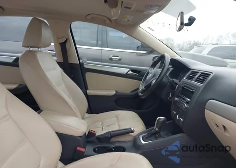 2014 Volkswagen Jetta 1.8T Se from USA, damaged, VIN 3VWD17AJ7EM398548